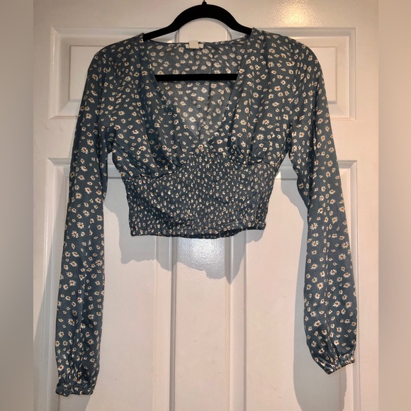 BNWOT Garage Blue Floral Long Sleeve Blouse - XS - Picture 9 of 10